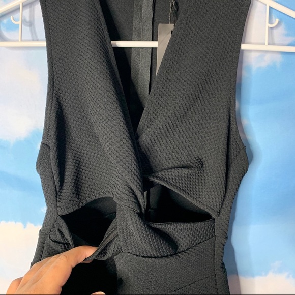 Boohoo- Black Romper size 4 - Picture 5 of 11